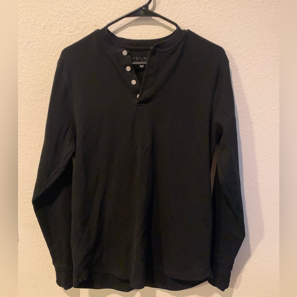 Esntls Henley Four Button Shirt
